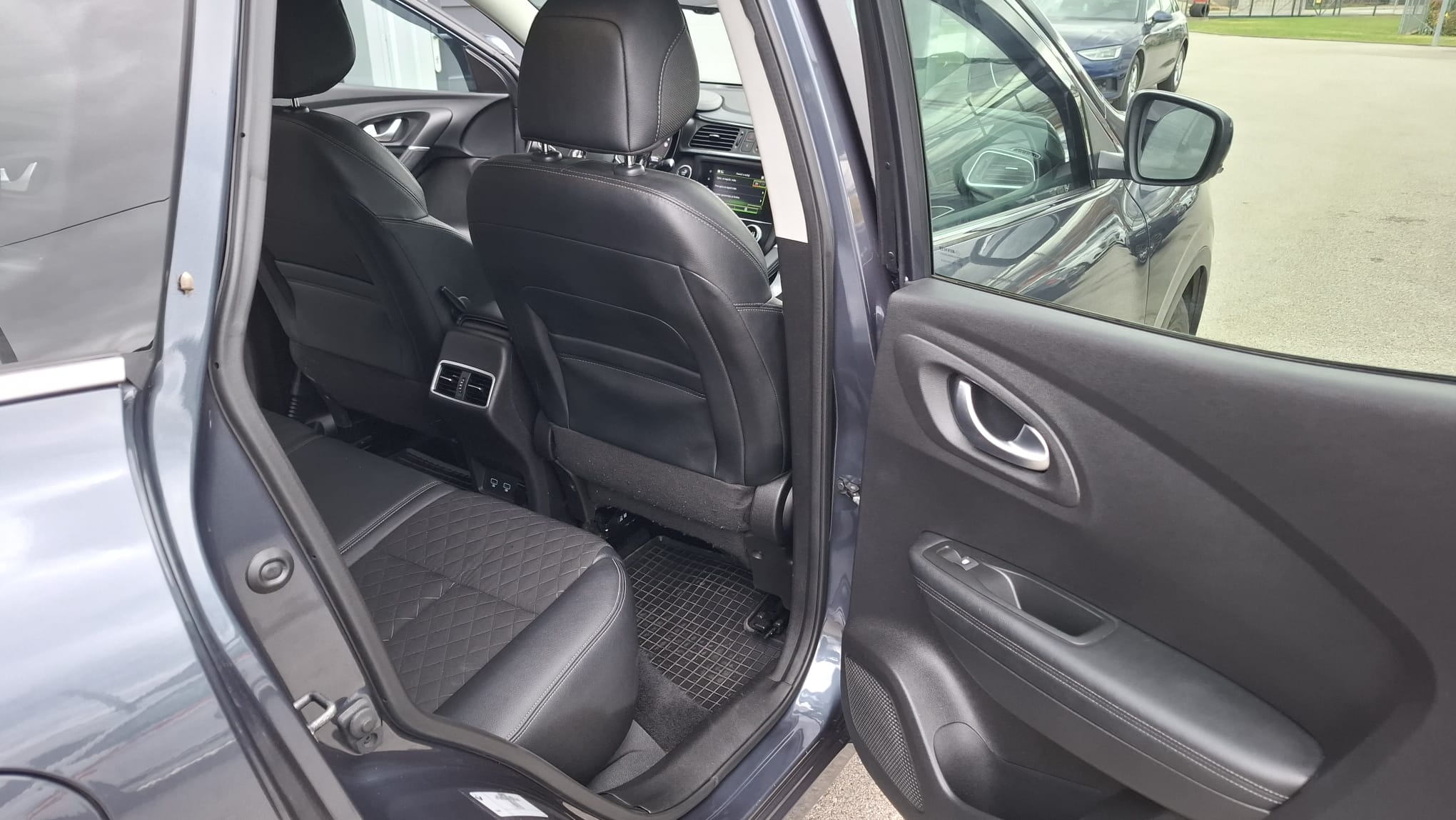 Renault Kadjar 12-10-29-2025