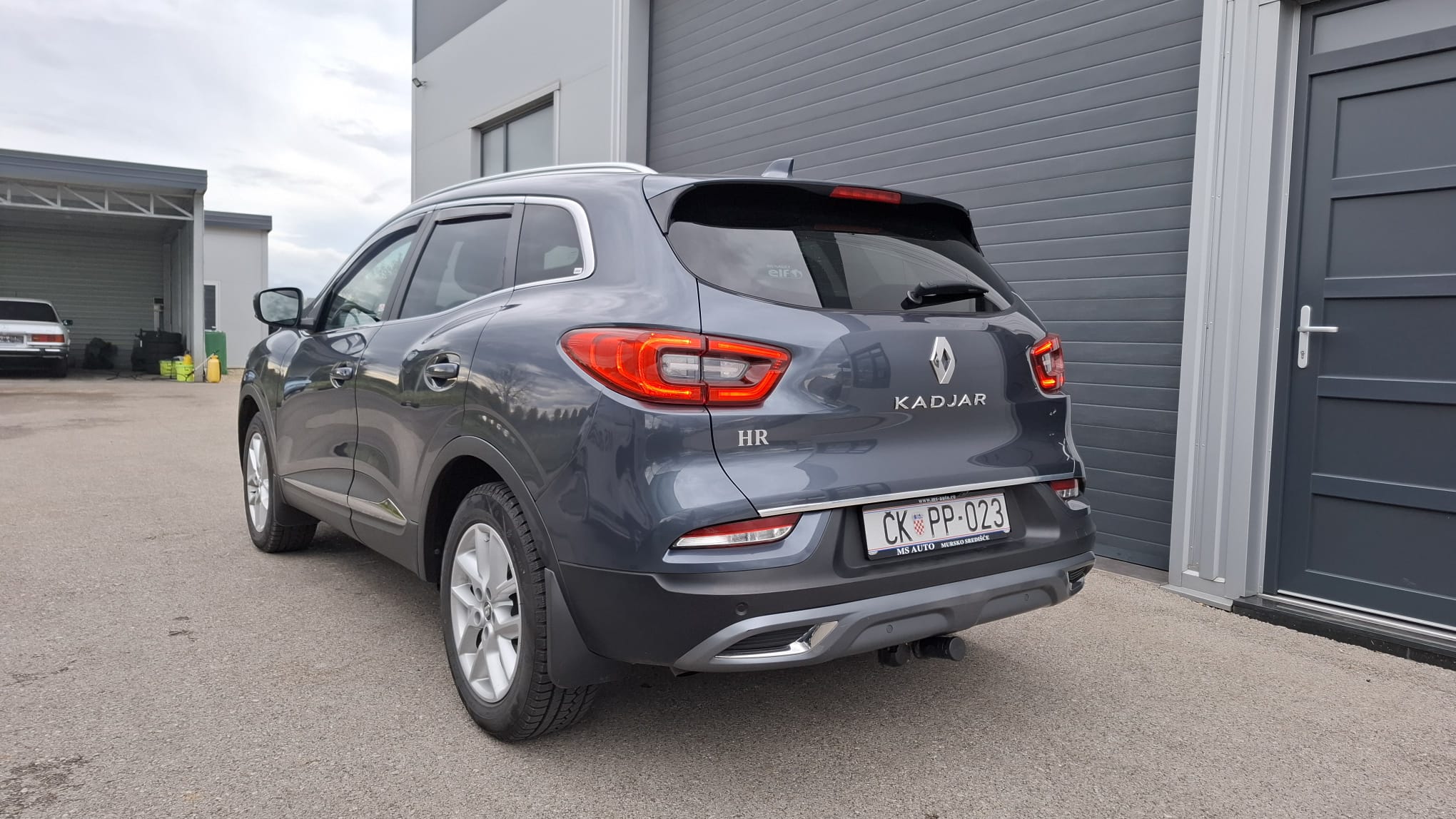 Renault Kadjar 3-10-29-2025