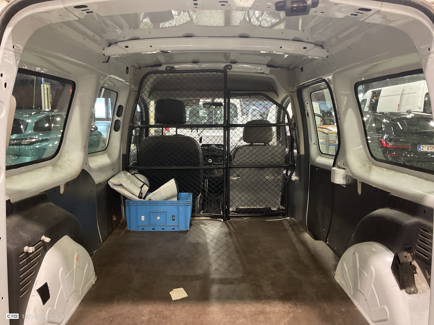 Renault Kangoo 6-10-22-2025