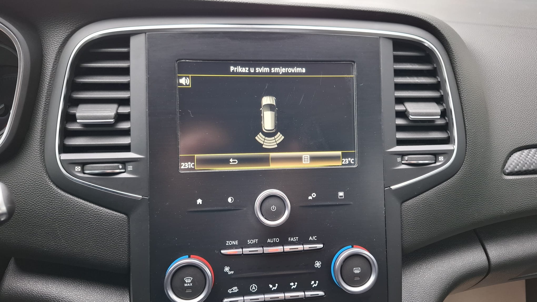 Renault Megane 14-10-30-2025