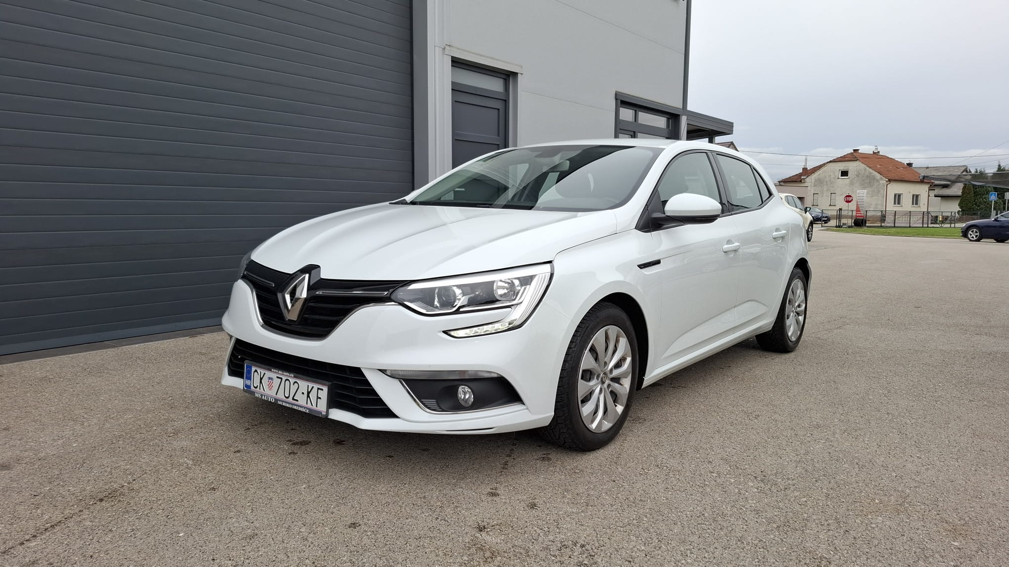 Renault Megane 2-10-30-2025