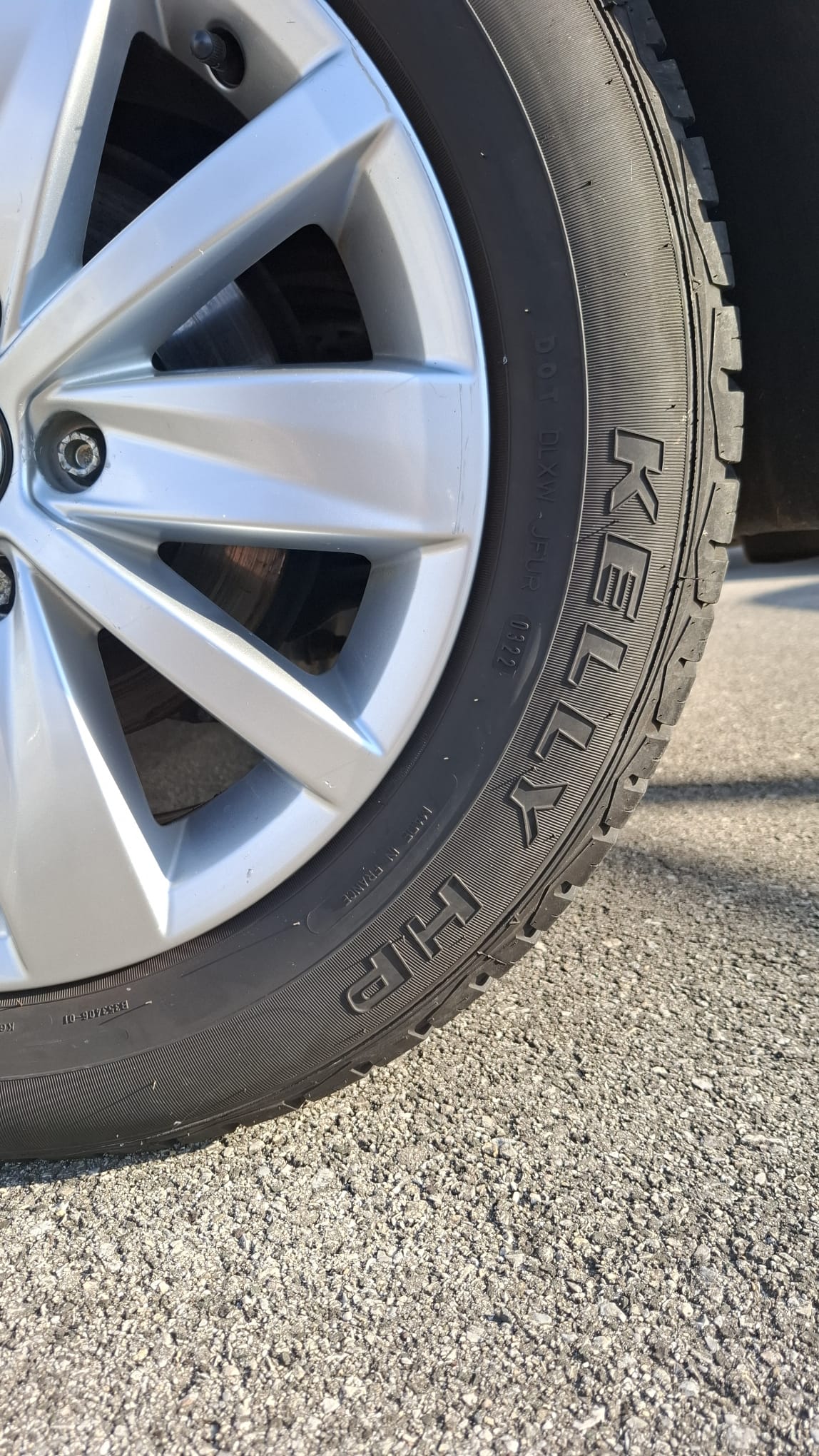 VW Touran 15-10-28-2025