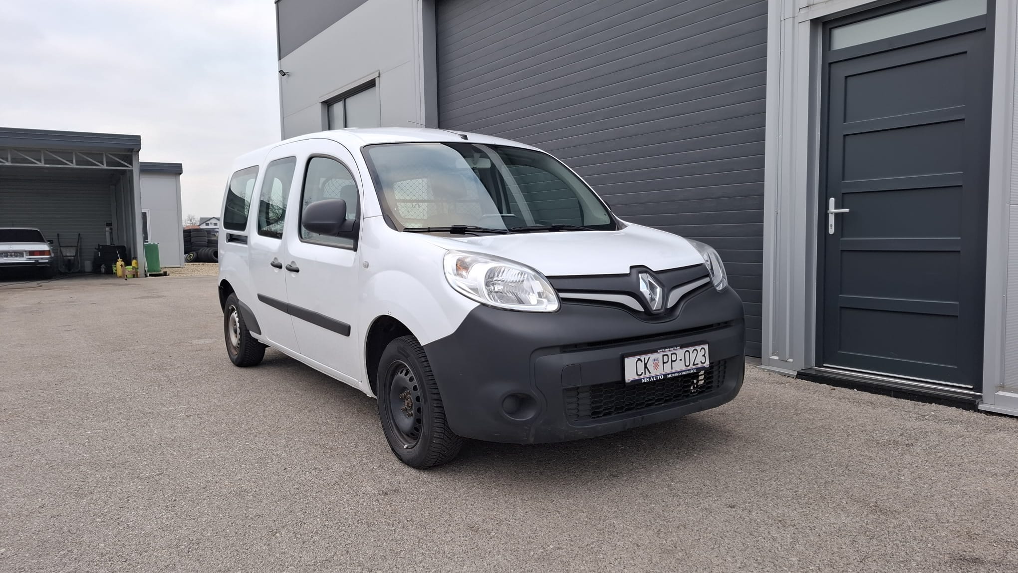 Renault Kangoo 1-11-32-2025