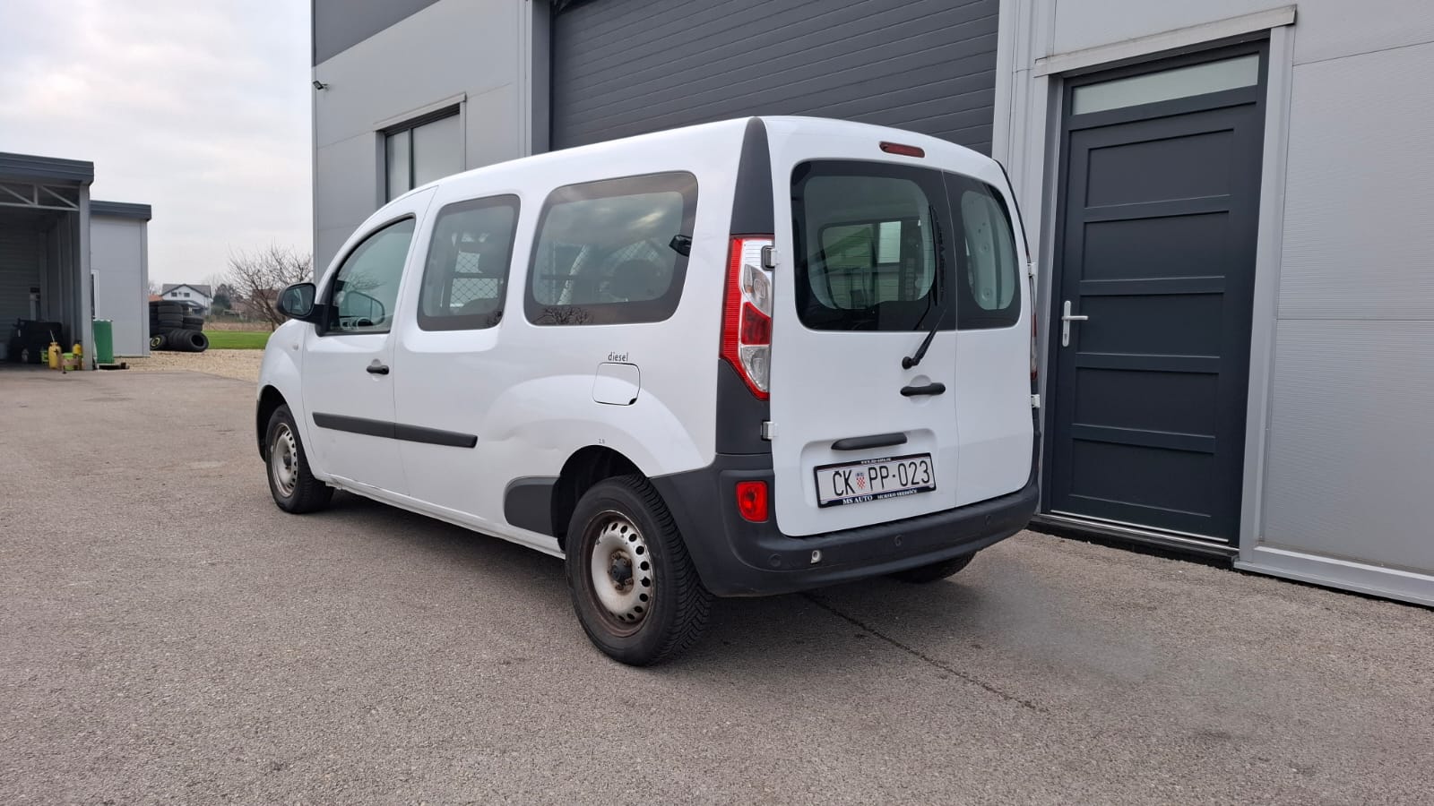 Renault Kangoo 3-11-32-2025