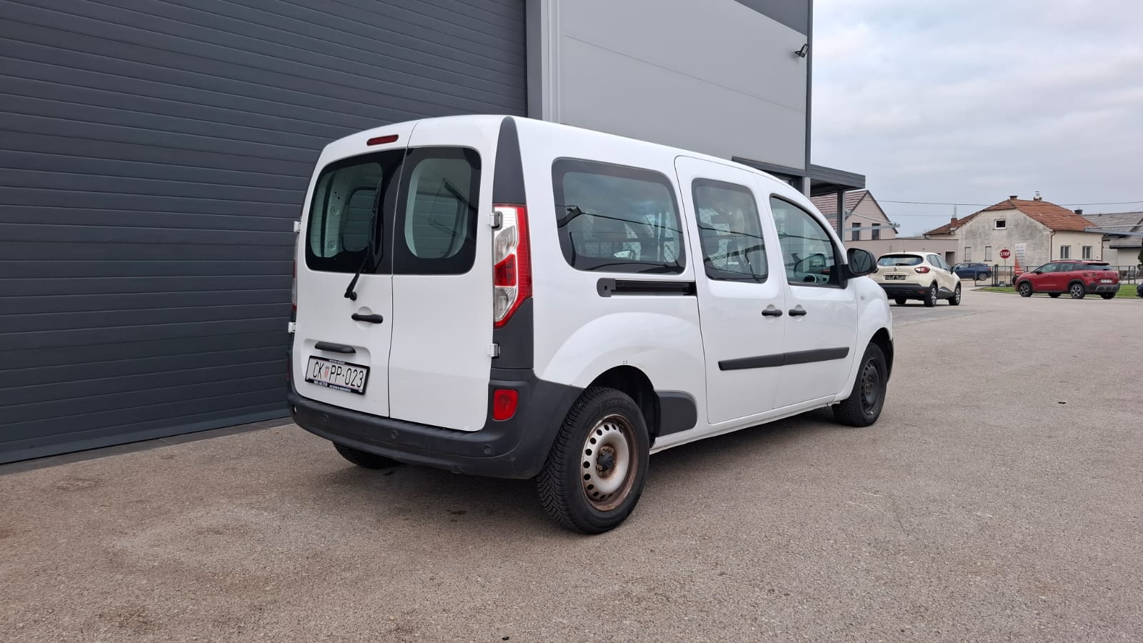 Renault Kangoo 4-11-32-2025