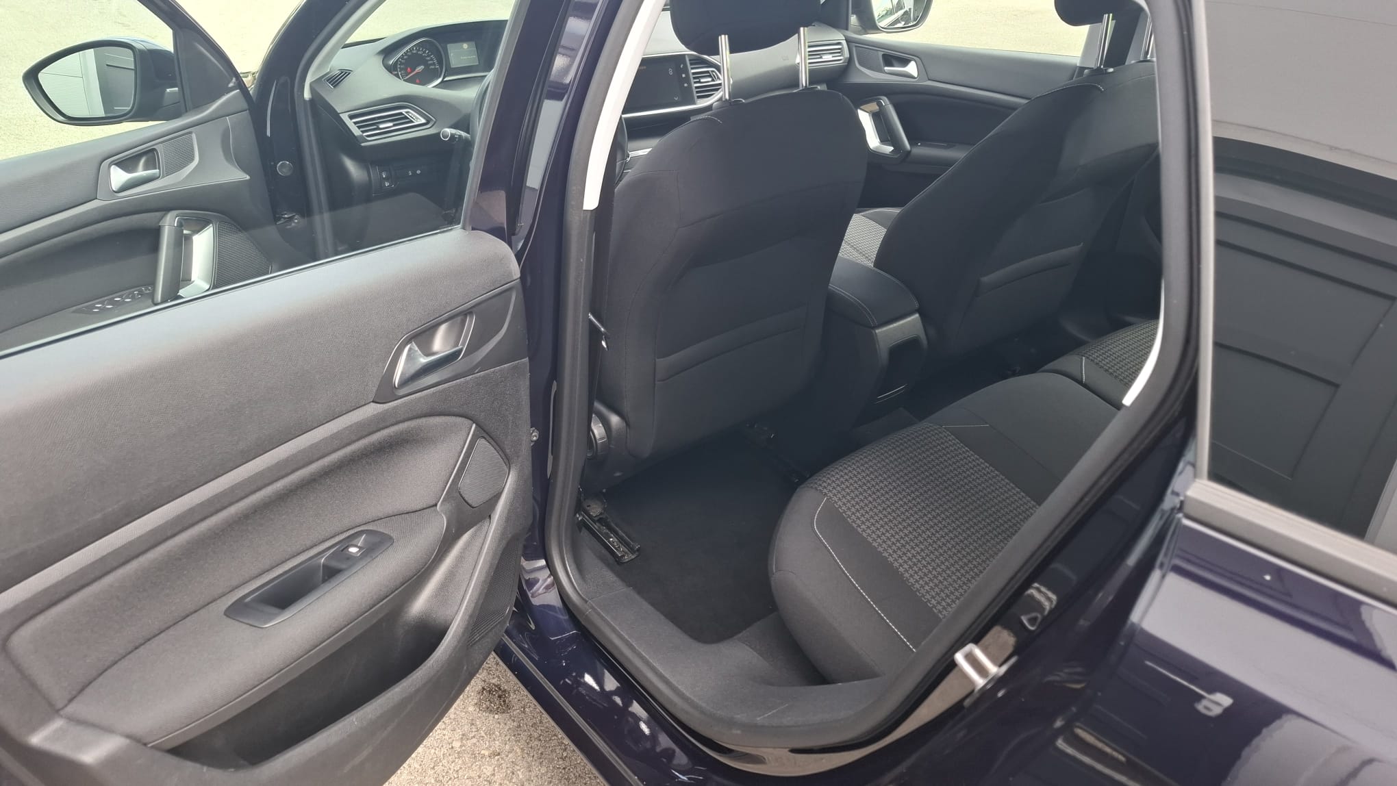 11-6-14-2026 Peugeot 308 SW