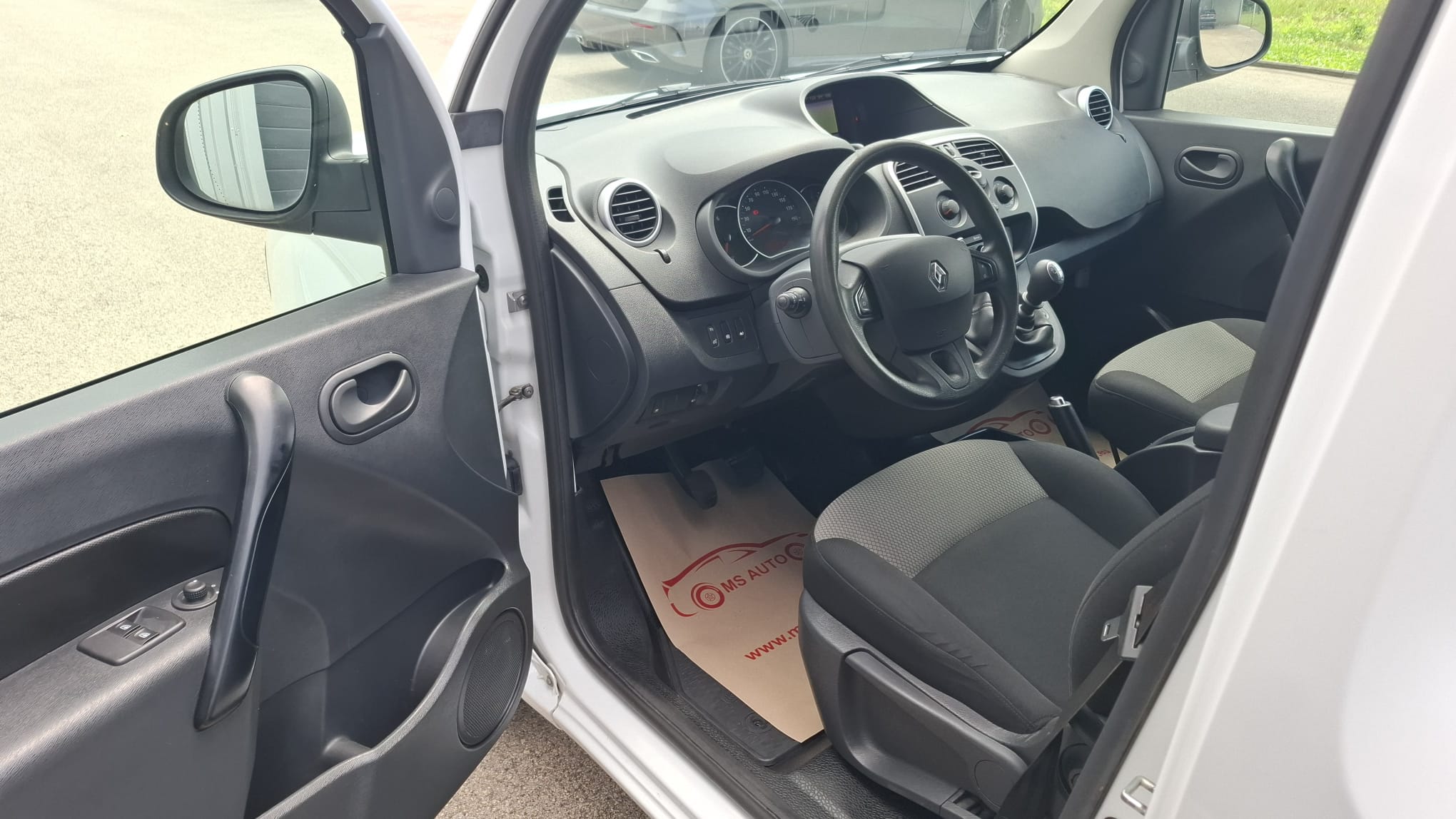 9-6-15-2026 Renault Kangoo