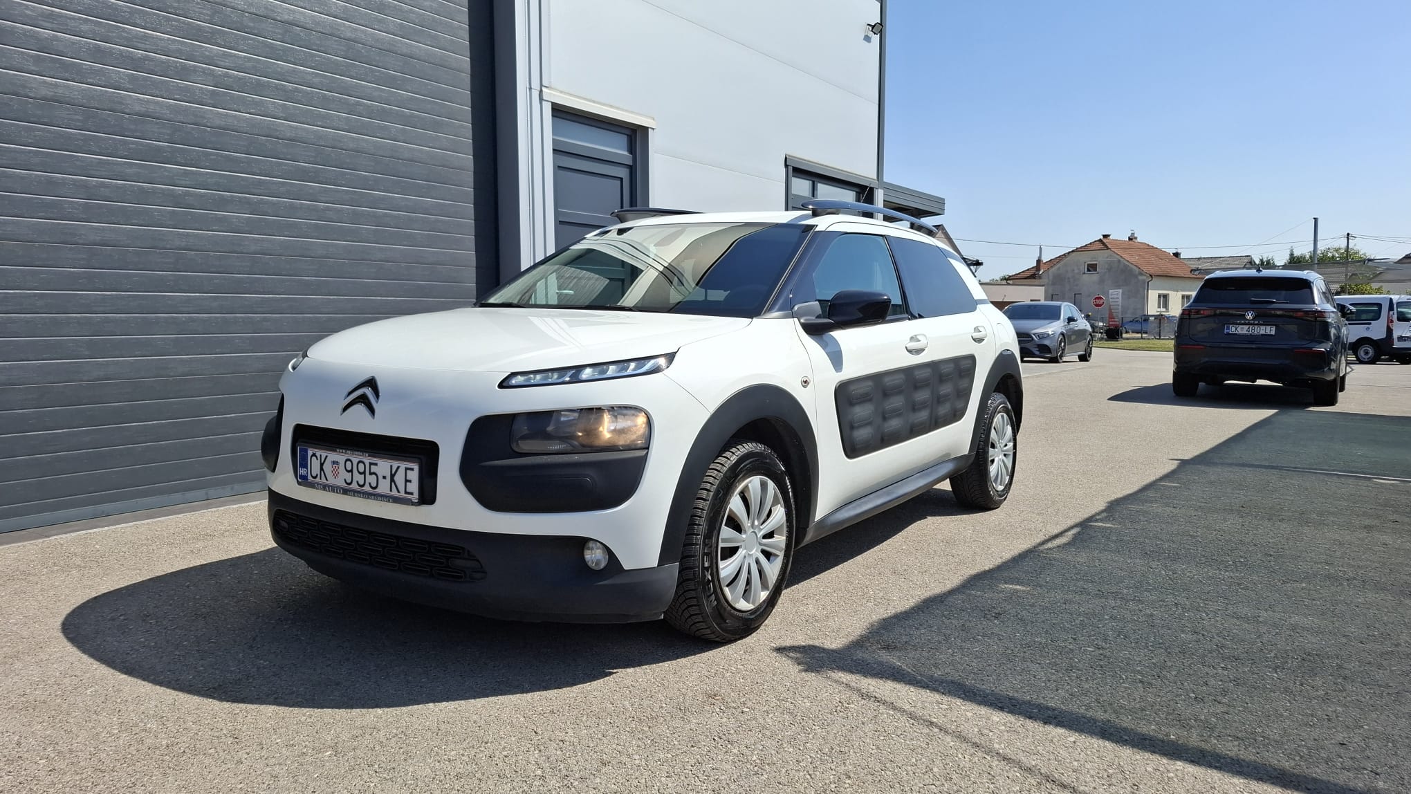 2-8-22-2026 Citroen Cactus