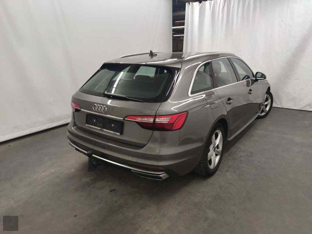 4-8-19-2026 Audi A4 Avant