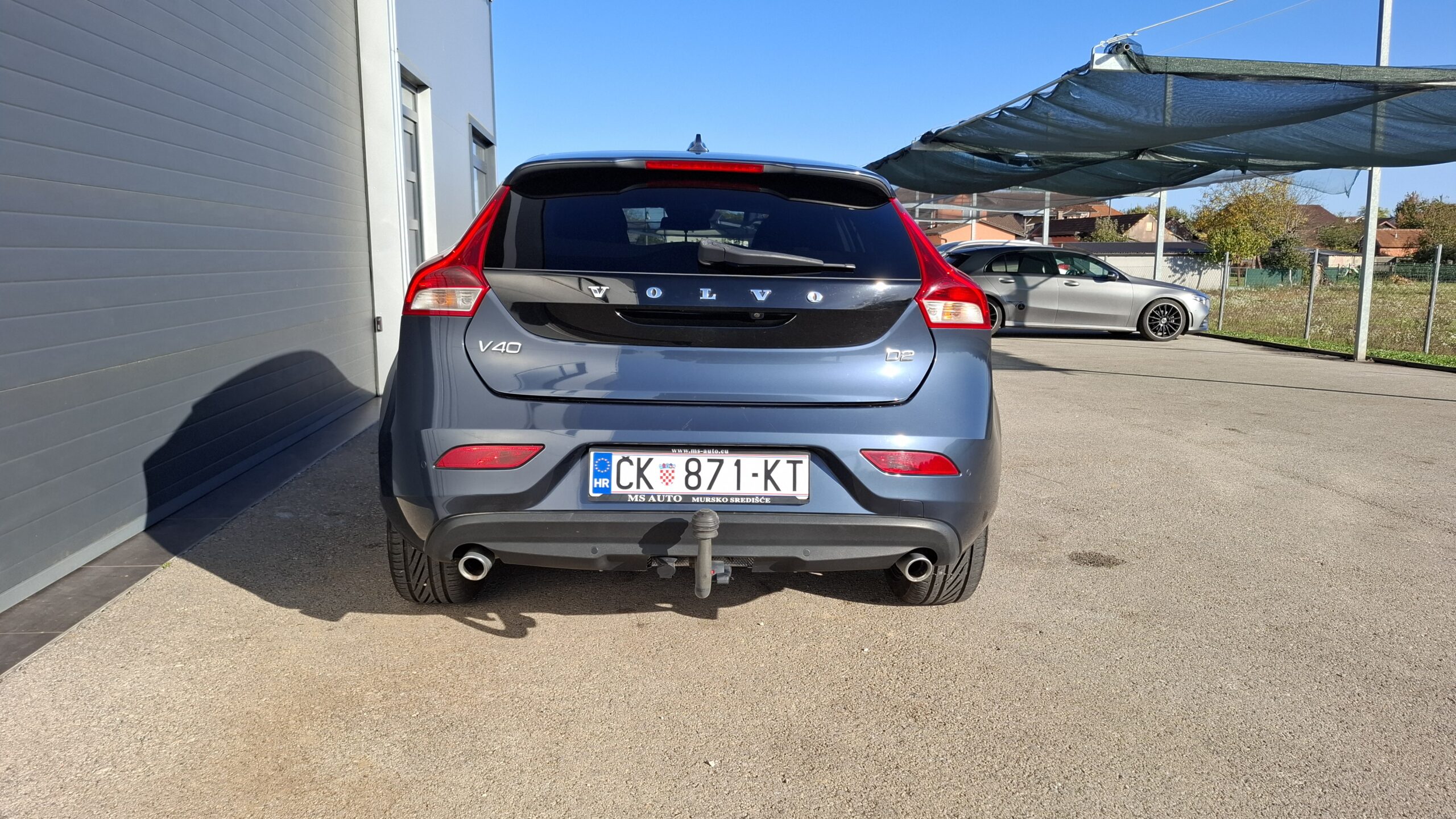VOLVO V40 D2 - Slika 9